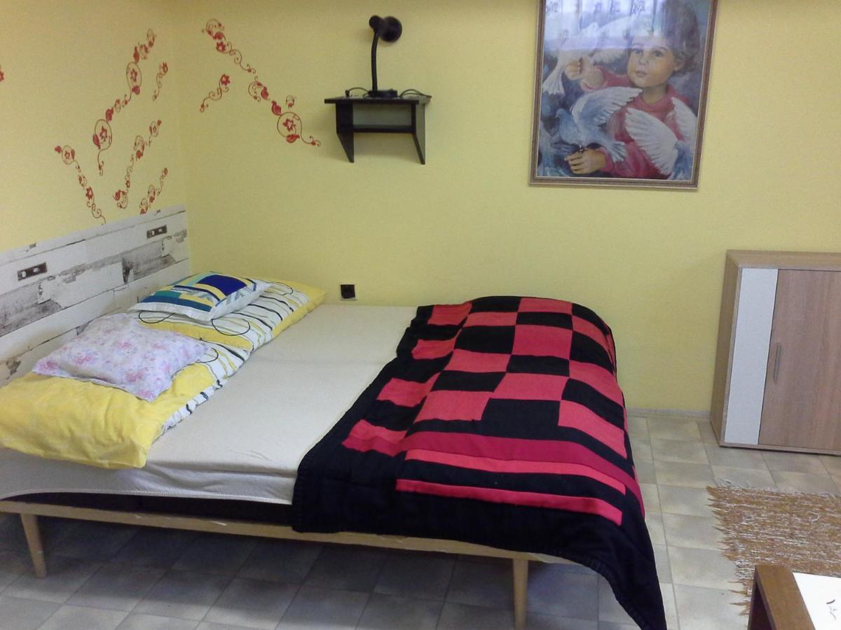 Utulny Privat Apartment เวลคีเมเดียร์ ภายนอก รูปภาพ